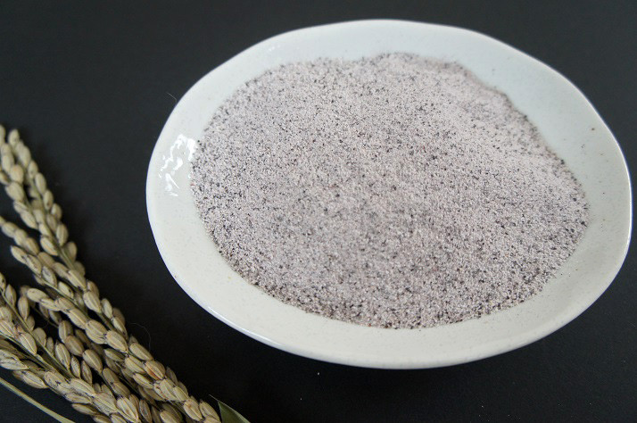 黒米（朝紫）の粉