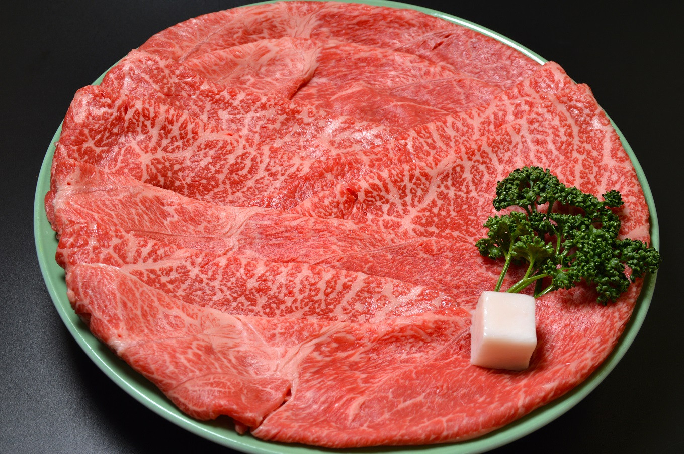 京都肉の肩肉とモモ肉をブレンドしたすき焼き用 600g