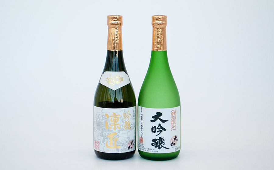 B95-201 蔵自慢の日本酒 大山 大吟醸＆純米大吟醸 ２本セット 県酒類卸