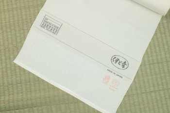 京都・室町の白生地問屋「伊と幸」「襲の色目(かさねのいろめ)」