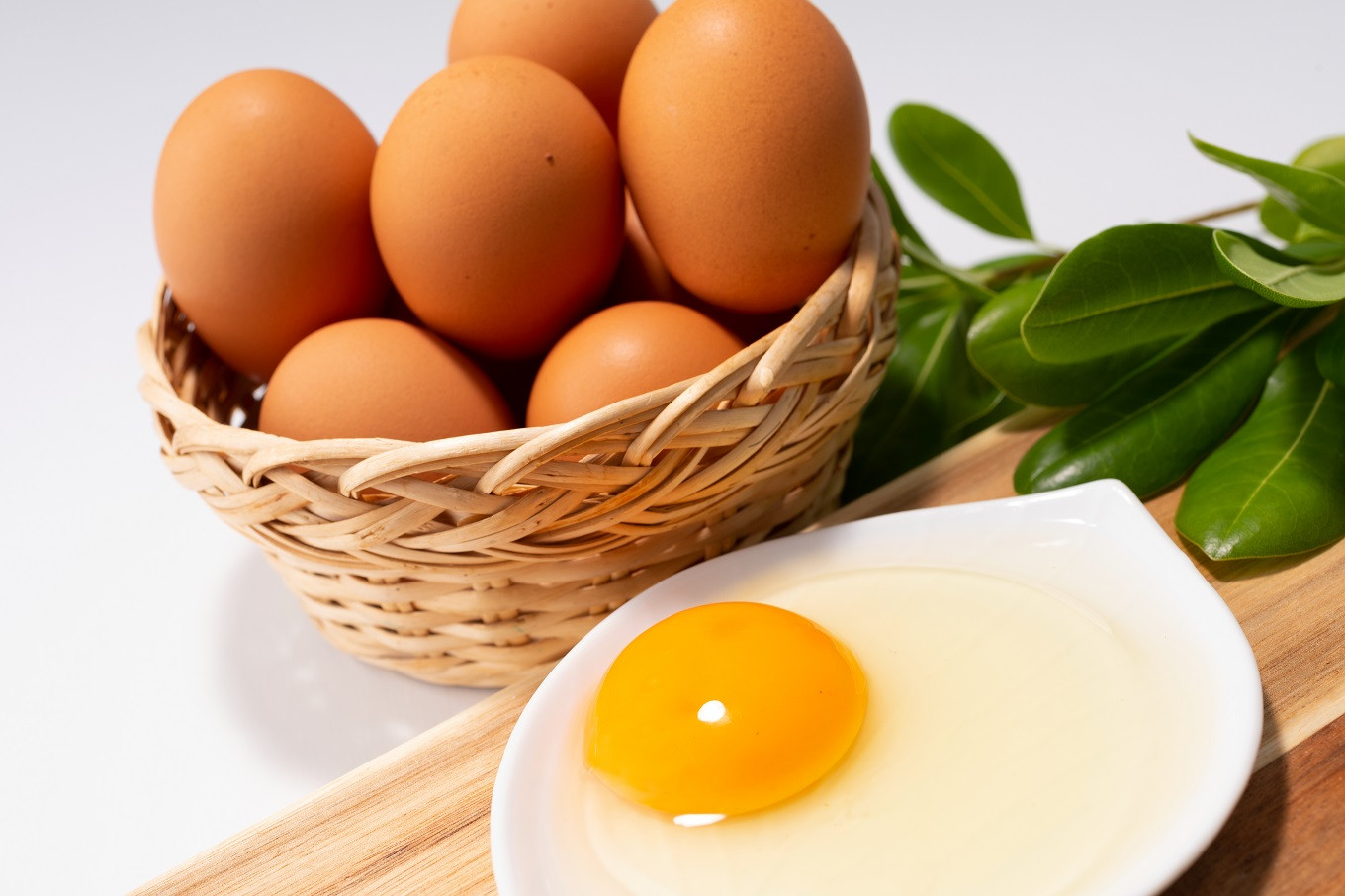 ファイテンの技術とコラボした栄養価に富んだ卵「京乃雅」。
