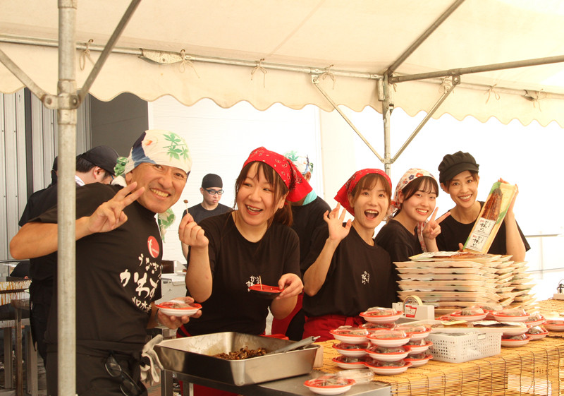 土用丑炭火焼イベントの様子