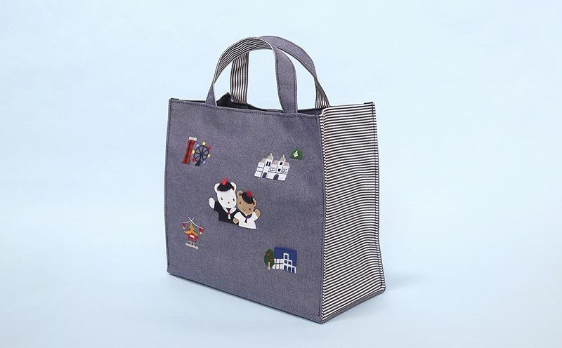 先行受付】【神戸市ふるさと納税限定】ファミリアのバッグ(ポーチ付き 