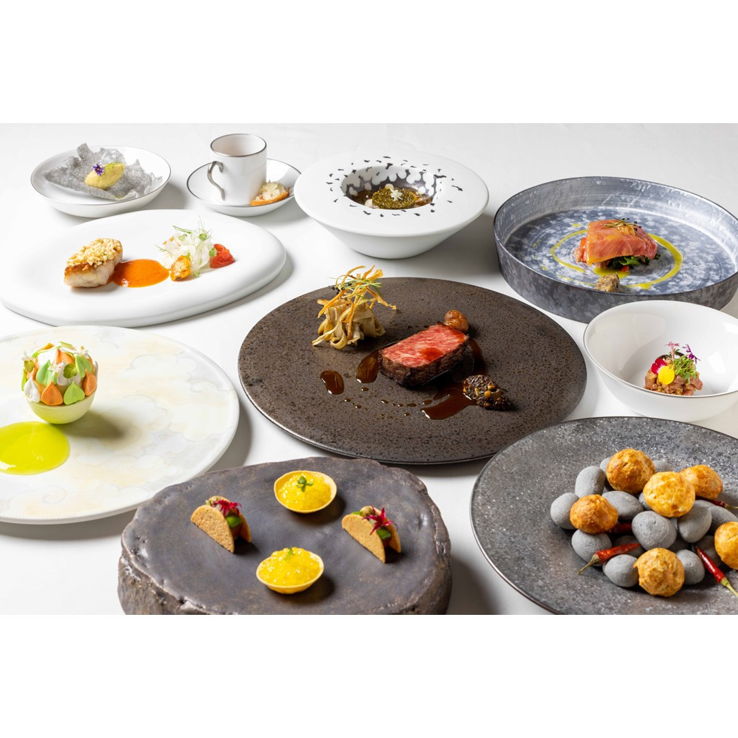 BELLUSTAR TOKYO, A Pan Pacific Hotel 天空のレストラン「Restaurant Bellustar」ペアディナーコース （ワンドリンク付き）券 食事券 チケット ディナー コース 2名 ペア 東京 新宿 ホテル レストラン 高級 歌舞伎町タワー フレンチ  0066-002-S05 - 東京都新宿区 ...