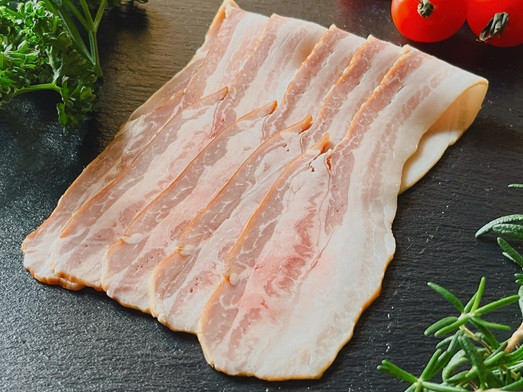 素材本来の旨味を味わうベーコンスライス