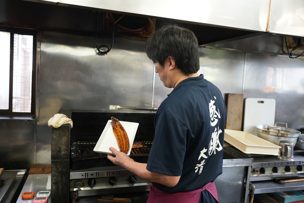 手焼きの美味しさをお楽しみください。