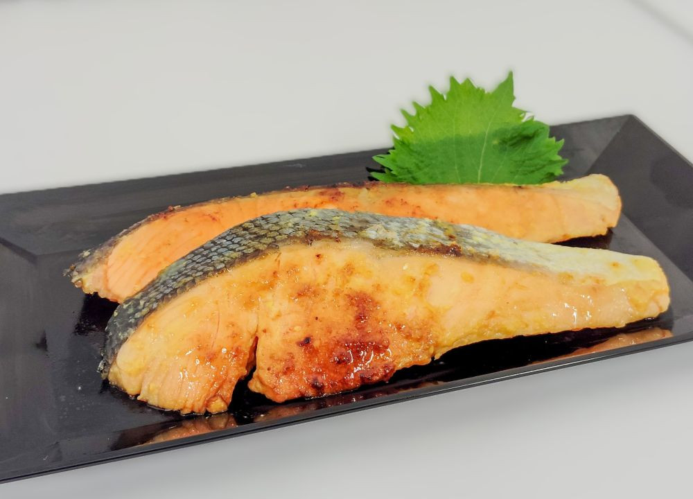 焼くだけで簡単！美味しいお魚を楽しめます。