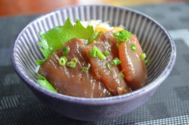 土佐近海一本釣りかつお漬け丼