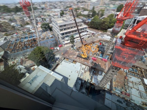 令和７年７月時点の本庁舎等整備工事の様子