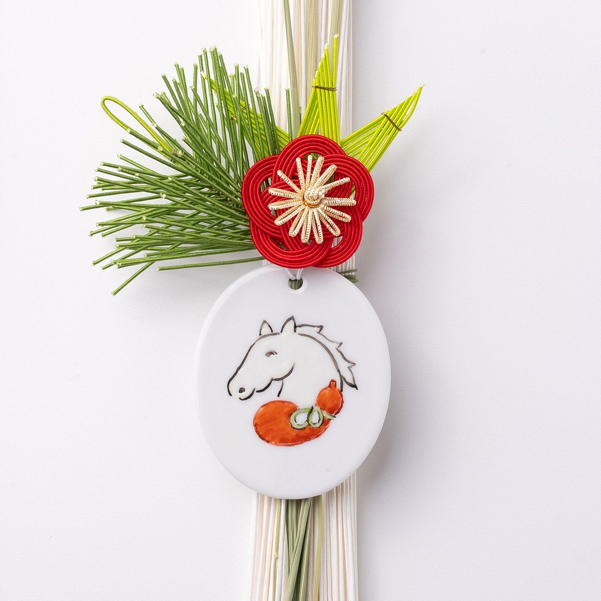 シンプルで美しい干支飾りです。