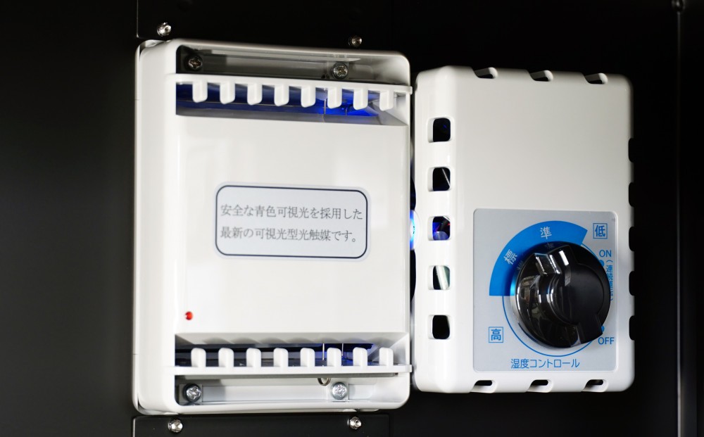 防湿庫の心臓部「電子ドライユニット」