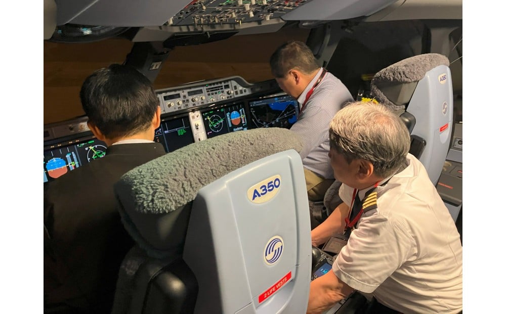 コックピット内（イメージ）