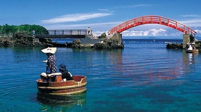 たらい舟体験（佐渡市）