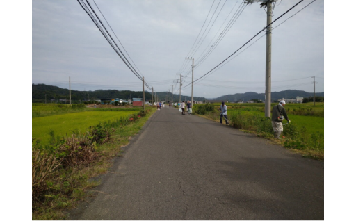 豊かな自然を守り、健康で住みよいまちづくりのために、地域の環境美化活動に要する経費に対し交付金を交付しています。