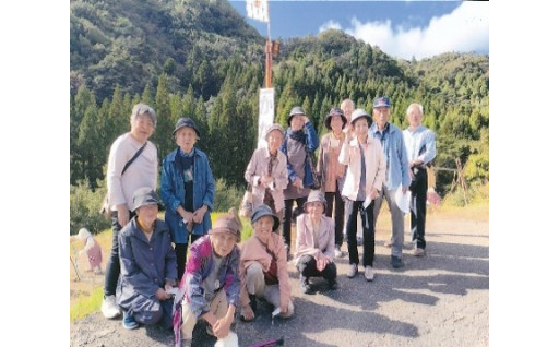 中山間集落の「かかし祭り」