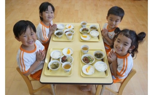 （令和5年度）香美町の保育園、幼稚園、小学校、中学校の給食費完全無償化が実現できました。