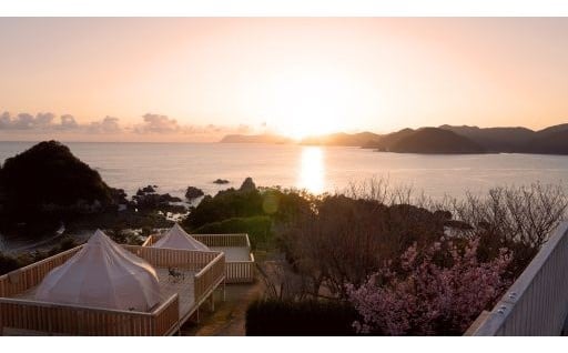 滞在型観光拠点としてグランピング施設「大月アウトドアフィールドKASHINISHI」を整備しました