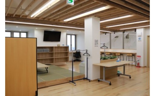 テレワーク施設の備品に使いました