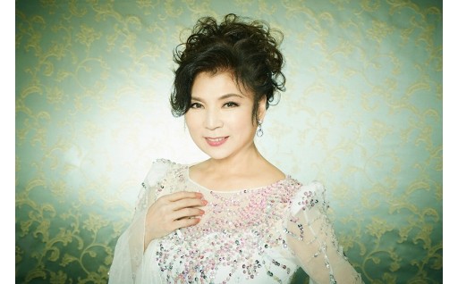 八代市が誇る演歌の女王「八代亜紀さん」の功績を後世に遺すメモリアル事業を実施しました