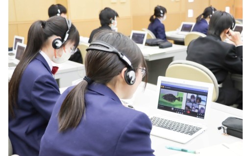 ICTを活用して子どもたちの「自ら学ぶ力」を育てています