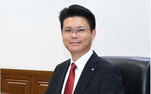 村長におまかせ