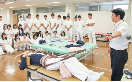 ④-3　ふるさと淡路を学び創り育てるまちづくり（関西総合リハビリテーション専門学校）